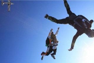 Salto tándem en Var con Skyspirit 83 